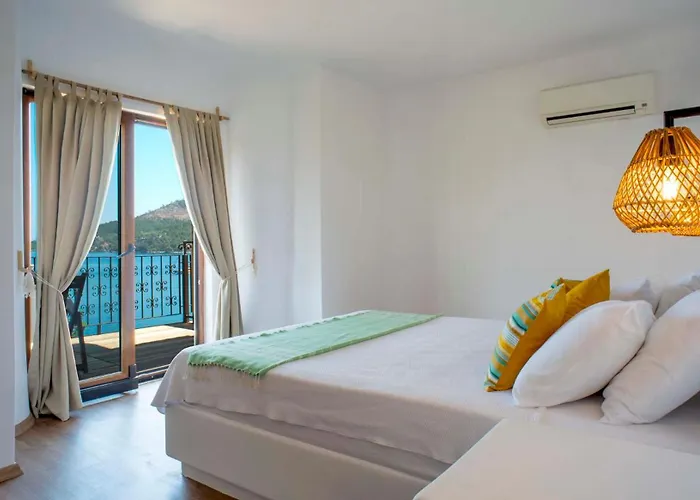 Florya Kumlubuek 4*