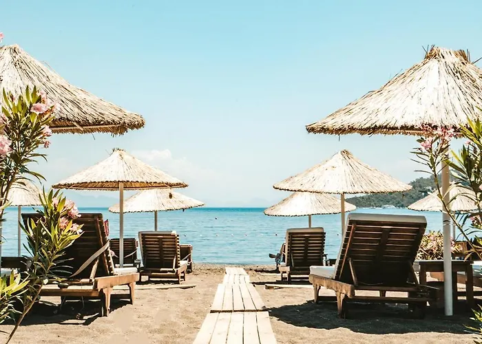 Florya Kumlubuek Отель 4*