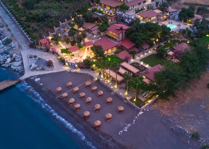 Отель Florya Kumlubuek 4*