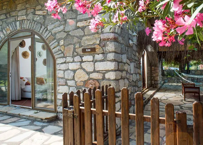 Отель Florya Kumlubuek 4*