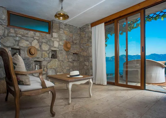 Florya Kumlubuek Szálloda 4*