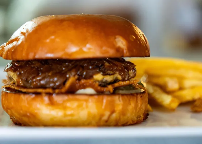 Hotel Florya Kumlubuek 4*