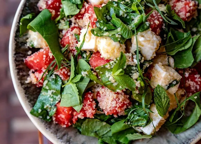 Отель Florya Kumlubuek 4*