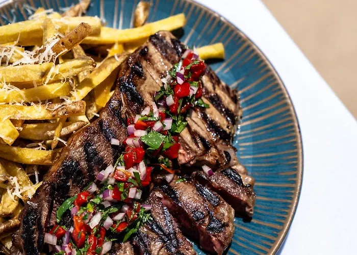 Florya Kumlubuek Отель