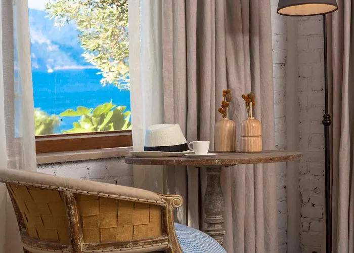 Florya Kumlubuek Отель 4*