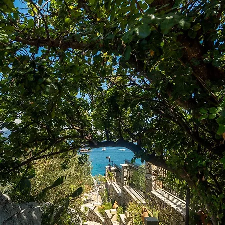 Florya Kumlubuek 4* مرمريس