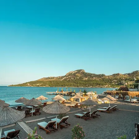 Florya Kumlubuek فندق