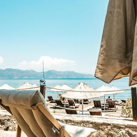 فندق Florya Kumlubuek 4*