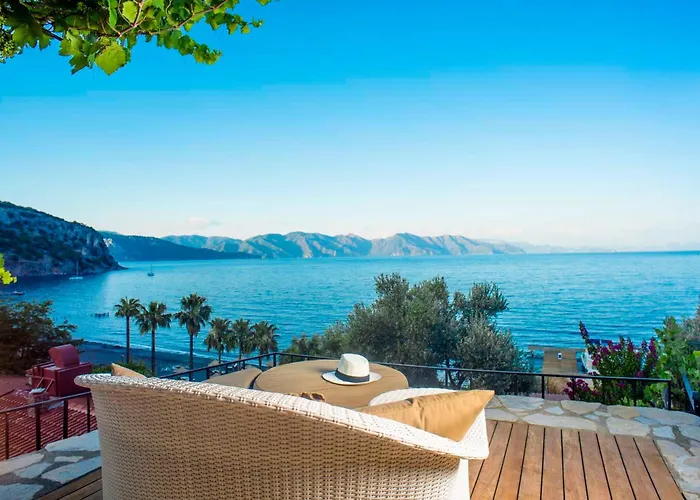 Florya Kumlubuek 4*